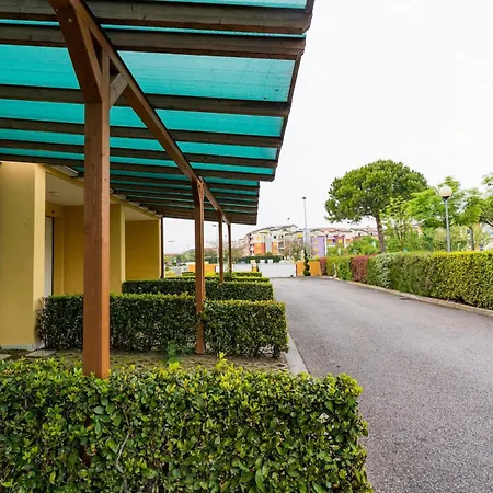 Villaggio Le Acacie Appartement *